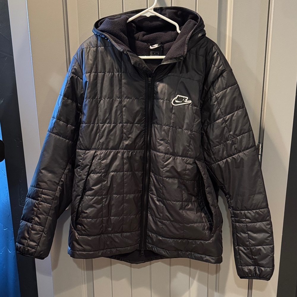 Nike Men's Black Puffer Jacket
